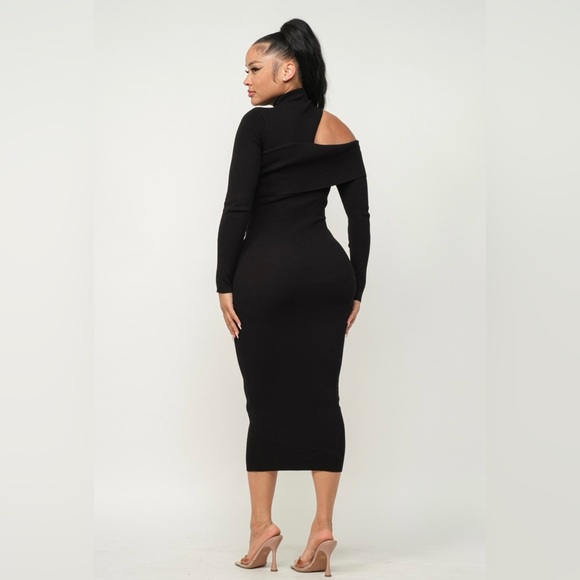 NWT Red Dinner Dress! Sizes Small- Large - Picture 5 of 8